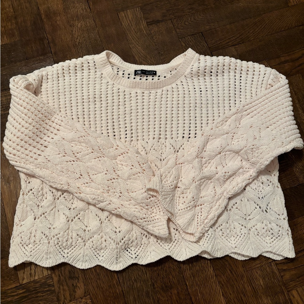 Zara crochet white cropped sweater
